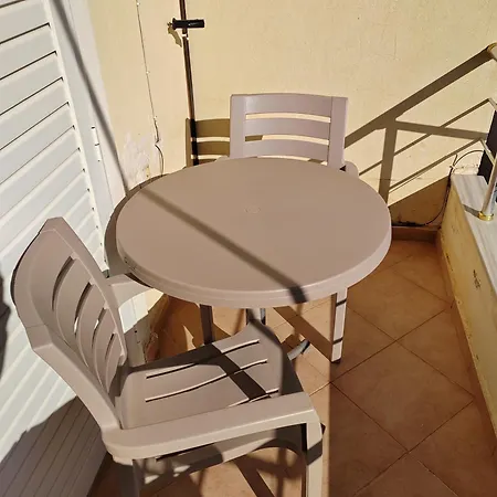 شقة And Sea View